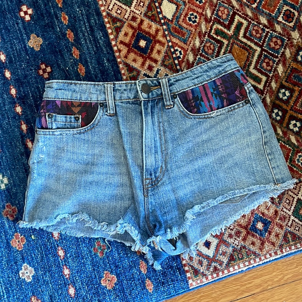 BDG Urban Outfitters High rise Dree shorts size 26